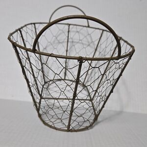 Metal Chicken Wire Basket Oval Egg Wire Basket